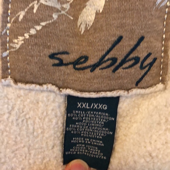 Tan Plus Size Sebby Fleece Toggle Jacket. Size XXL (18/20). - Picture 4 of 6